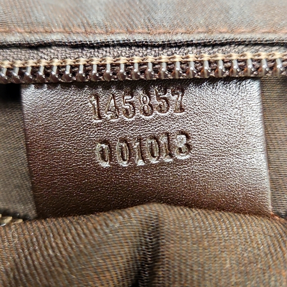 Authentic Gucci Monogram Classic Crossbody Handbag Purse Authentic - Picture 9 of 16